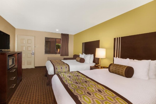 Days Inn by Wyndham San Jose Airport image 27